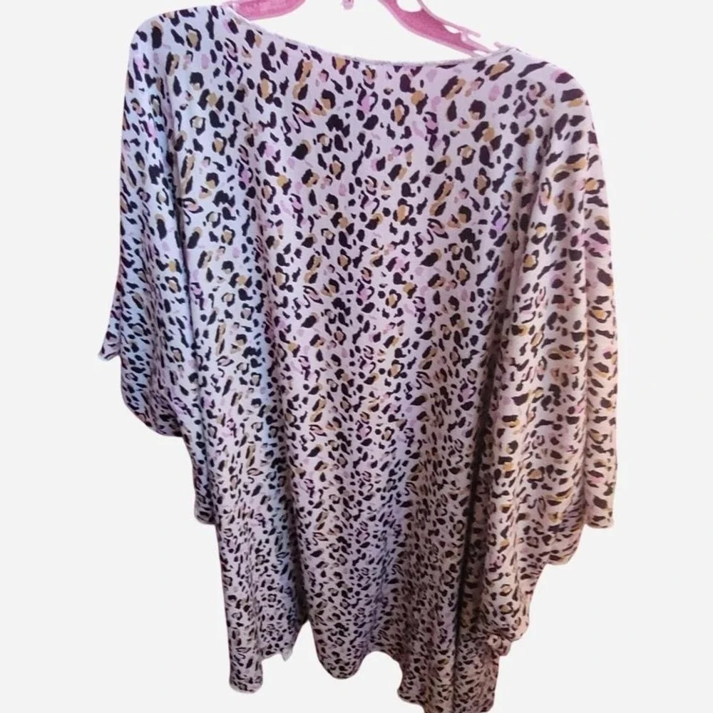 Pink and black leopard print kimono